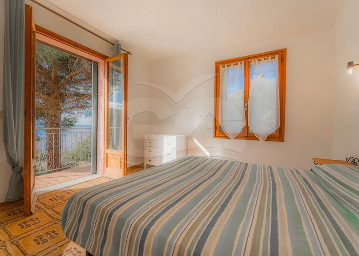 Mirella Un Panorama Sull'innamorata - Goelba 公寓